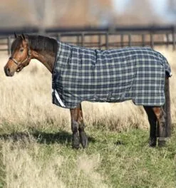Rhino® Wug Vari-Layer Turnout (450g Heavy) -Professional Choice Shop aabwv4 h3bh rhino wug turnout heavy vari layer technology horse blanket