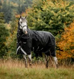 Amigo® Super Bravo Plus Turnout (250g Medium)